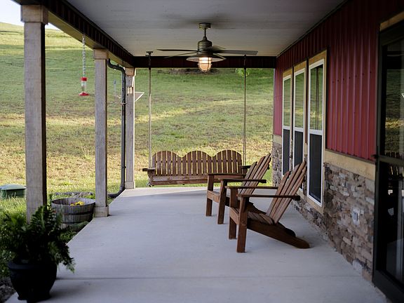 6th image of 3210 Morel Rd