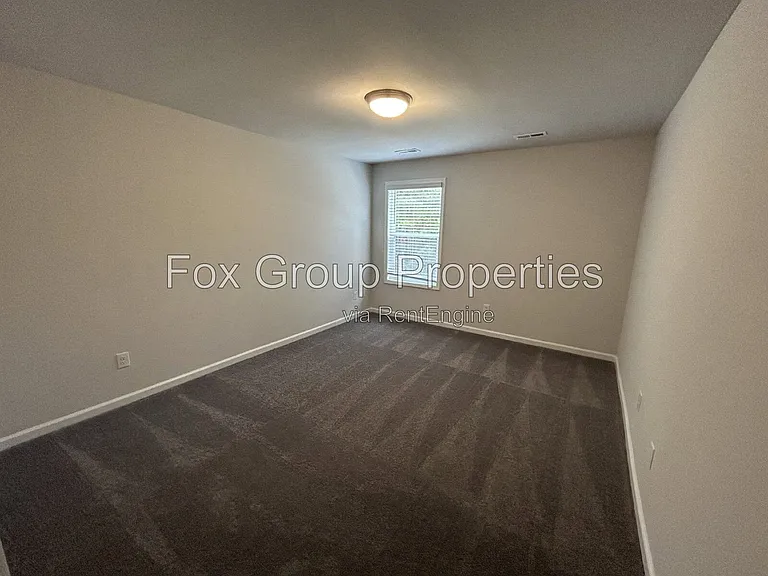 8236 McCormick St — Photo 14