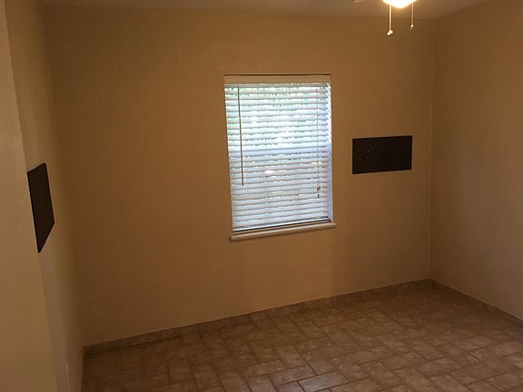 5th image of 413 Willow Ave