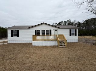 118 Nell Ct, Loris, SC 29569