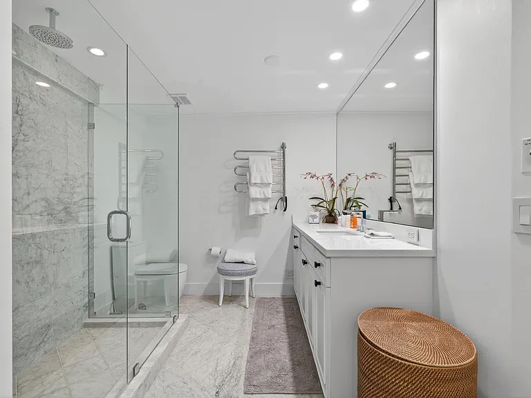 315 S Lake Dr #Penthouse D-33480 — Photo 19