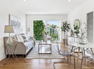 930 Elizabeth St APT 4, San Francisco, CA 94114