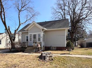 121 Division St, Alta, IA 51002