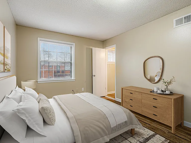 Sherwood Flats — Photo 9
