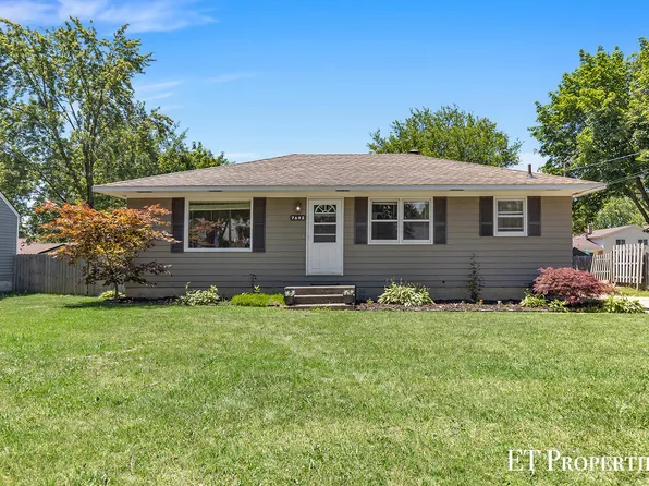 7695 Thomas Ave, Jenison, MI 49428