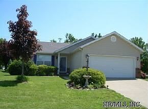 1st image of 5 Jennifer Dr
