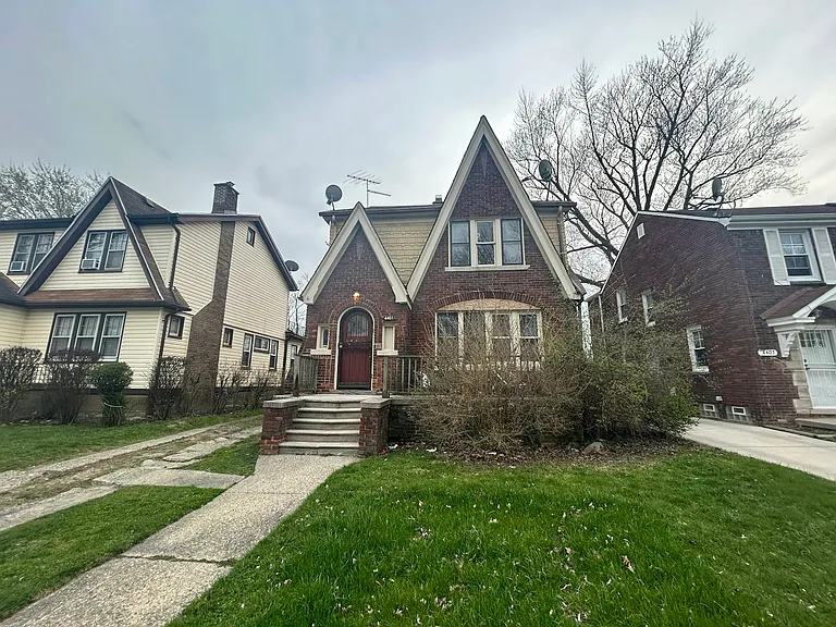 4401 Buckingham Ave #2 — Photo 21