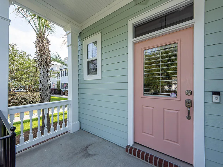 302 White Gables Dr — Photo 3