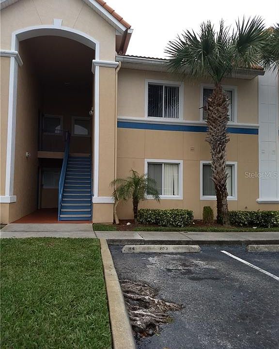2nd image of 515 Villa Del Sol Cir APT 103