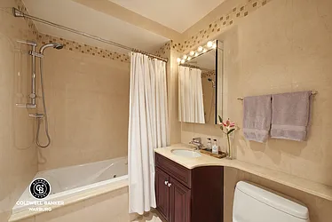 Rented by Coldwell Banker Warburg