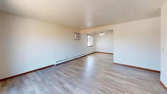 1100 Pleasant St #12 — Photo 11