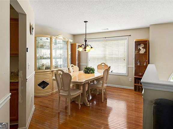 4th image of 201 Taylor Ridge Trl
