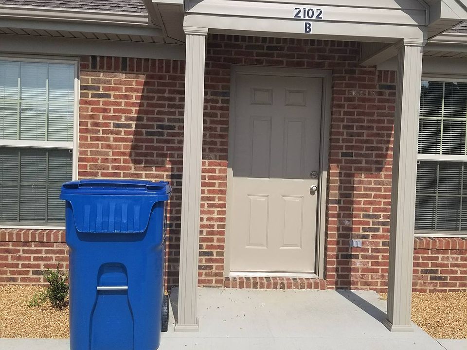 1st image of 2102 Vintage Hills Dr #B