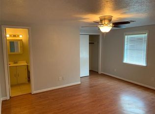 9522 Carlow Ln, La Porte, TX 77571