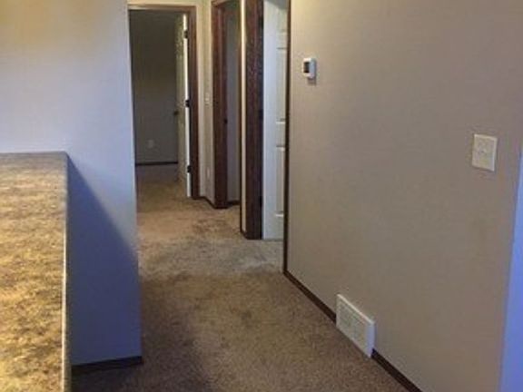 4th image of 100 Tanner Ct #4