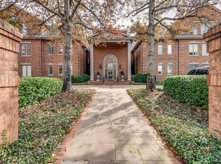3733 W End Ave APT 104, Nashville, TN 37205