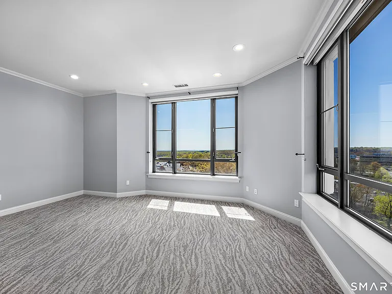 100 Parrott Dr #1106 — Photo 21