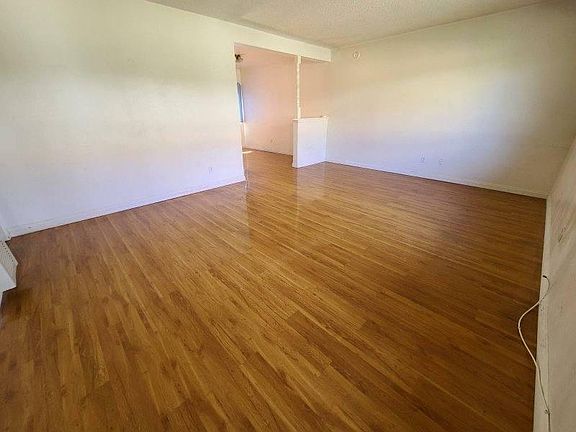 2nd image of 4024 Puente Ave APT 4
