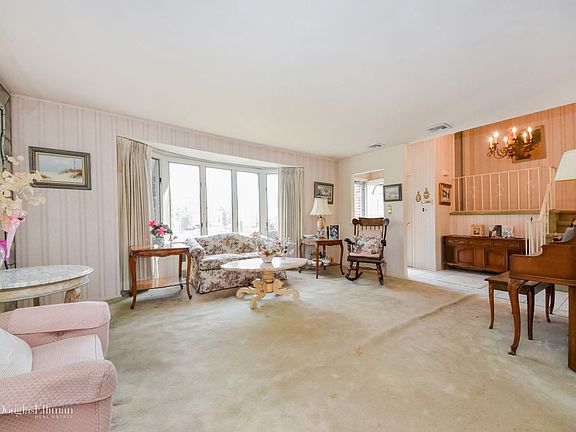 4th image of 129 Bud Ln