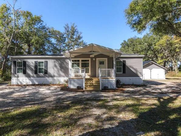 1018 SE Peacock Ter, Lake City, FL 32025