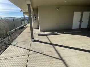 1790 NW Goetz St, Roseburg, OR 97471