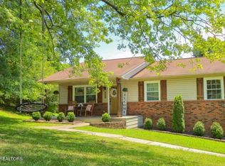 508 Carlyle Rd, Knoxville, TN 37934