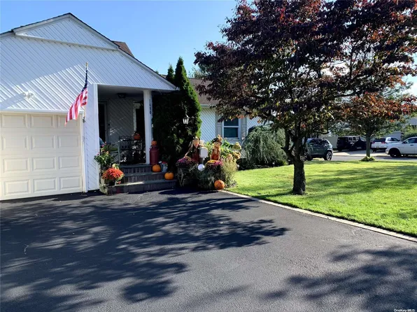 1690 Midland Drive, East Meadow, NY 11554