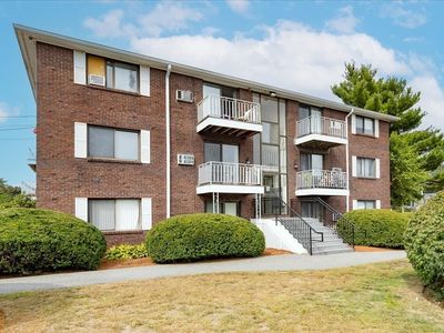 270 E Haverhill St APT 3, Lawrence, MA, 01841