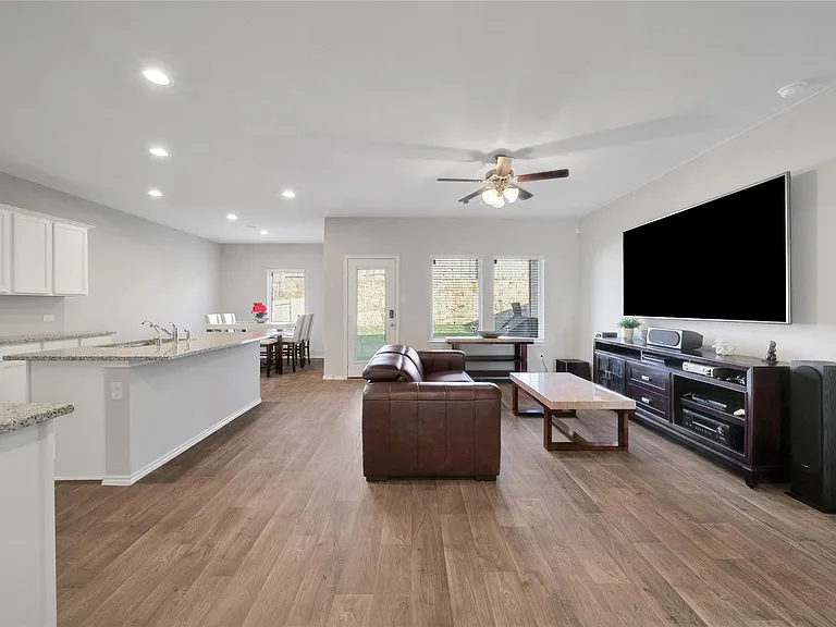 13854 Rock Island Trl — Photo 10