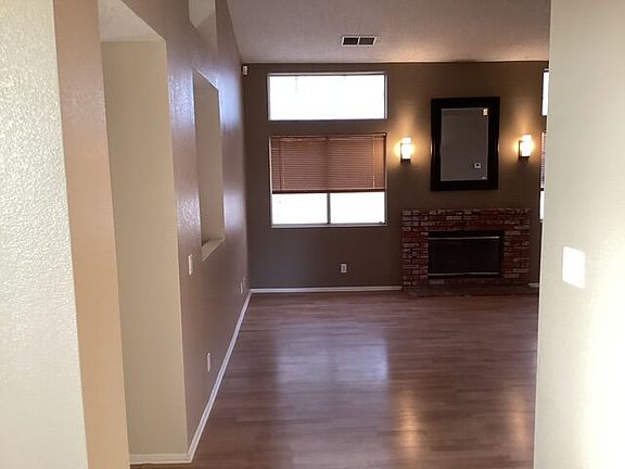 5th image of 1025 Fairwind Ave