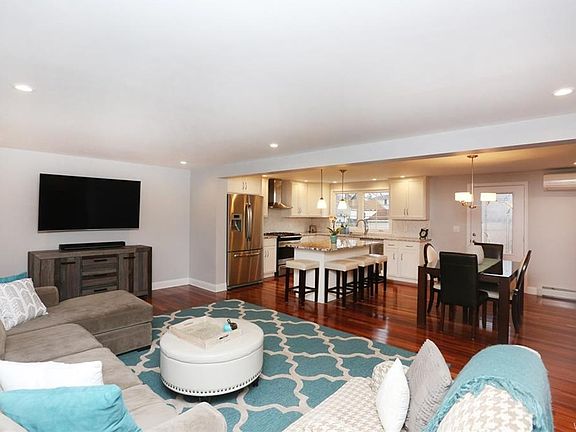2nd image of 59 Riverview Ave
