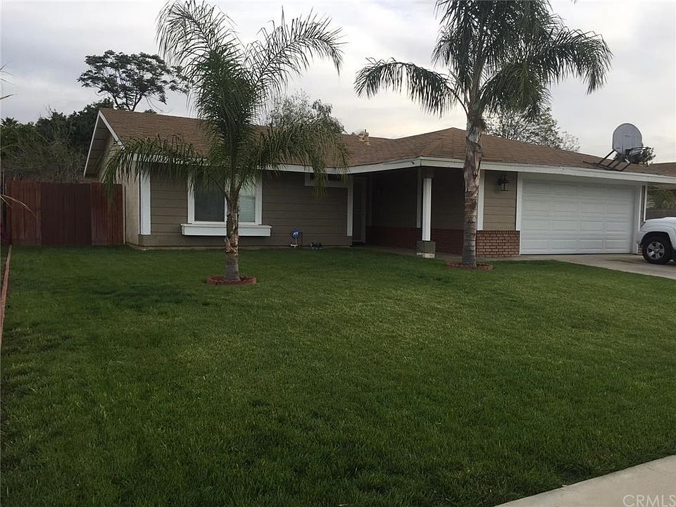 1st image of 2394 Etiwanda Ave