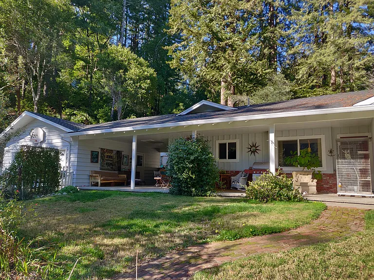 10311 Highway 9 — Photo 1