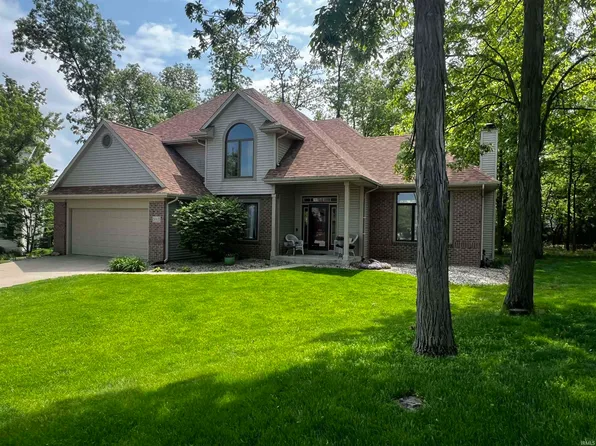 9915 Silver Ridge Ct, Fort Wayne, IN 46804