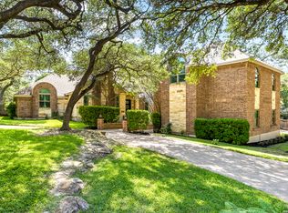 26021 Mesa Oak Dr, San Antonio, TX 78255