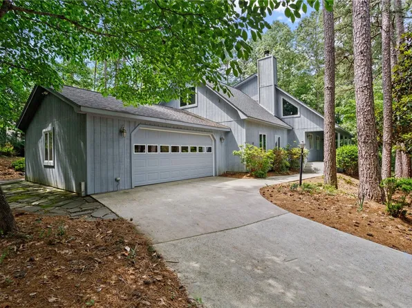 10 Pine Garden Way Dr, Salem, SC 29676