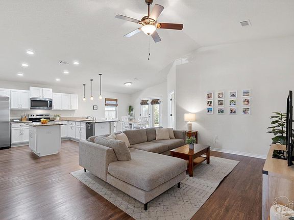 2nd image of 4402 Thistle Pine Ct