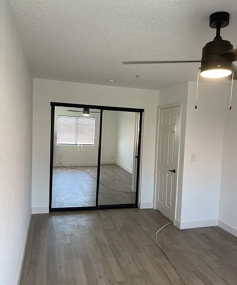 13427 Roselle Ave #7 — Photo 12