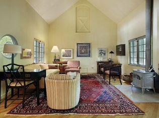 415 Washington Rd, Lake Forest, IL 60045