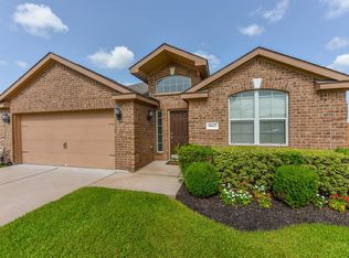 9607 Golden Cypress Dr, Rosharon, TX 77583