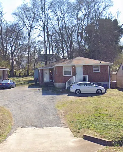 916 Virginia Ave #B Photo 1