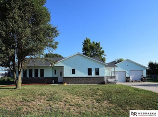 530 Mada St, Hallam, NE 68368