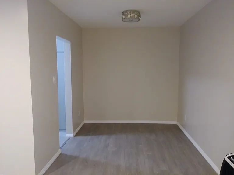 5852 David Ave — Photo 5
