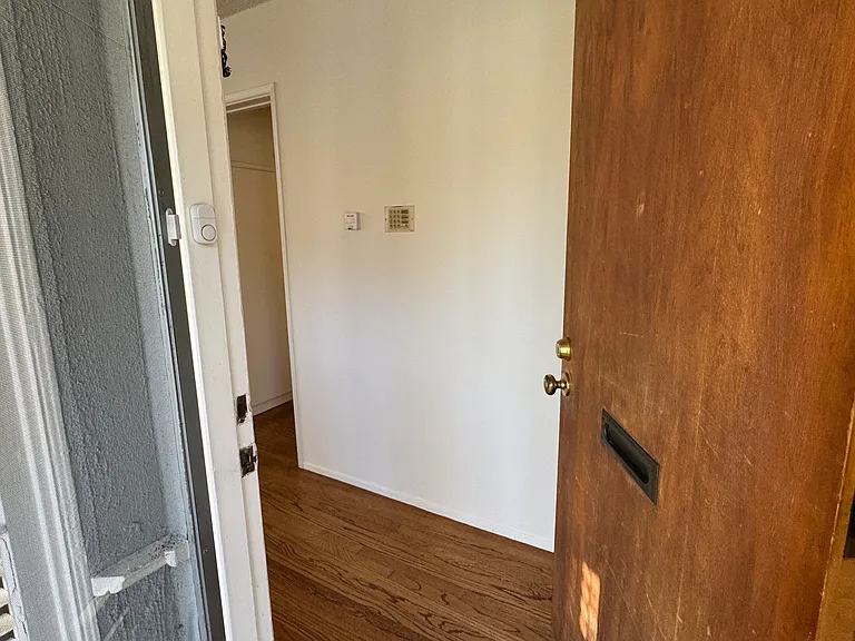 645 N Michigan Ave — Photo 5