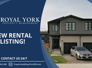 315 Chapel Hill Dr, Kitchener, ON N2R 1N2