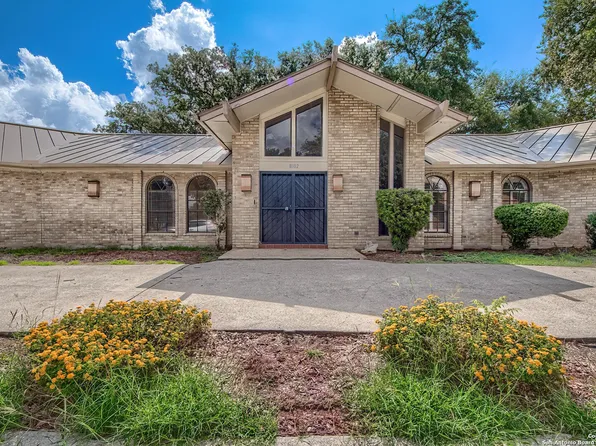 8302 WINDWAY DR, Windcrest, TX 78239