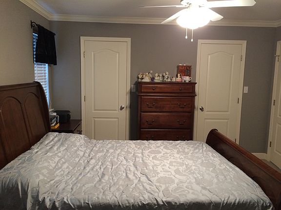 2nd image of 4204 Southland Ln