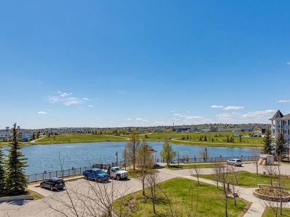 5 SW Country Village Park NE #1309, Calgary, AB T3K 0G1