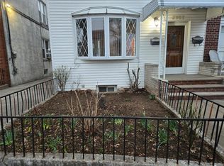 2957 Lawton Ave, Bronx, NY 10465