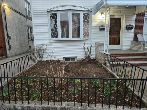 2957 Lawton Avenue, Bronx, NY 10465